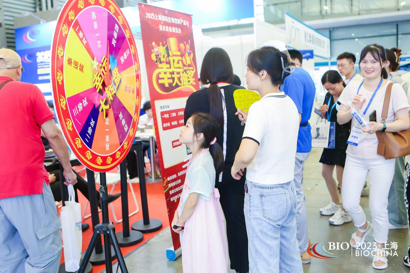 預(yù)報(bào)名客戶(hù)，禮品免費(fèi)送，現(xiàn)場(chǎng)抽獎(jiǎng)活動(dòng)